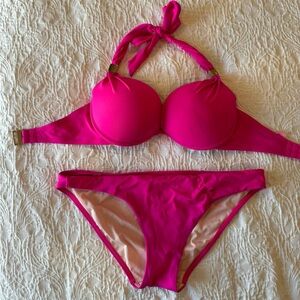 Victoria’s Secret bikini